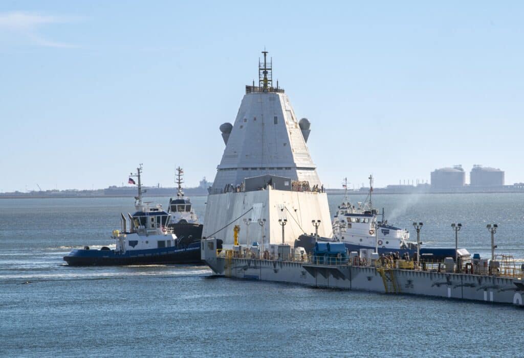 HII Basın Bülteni: USS Zumwalt'ın Suya İndirilmesi